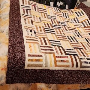 NWOT, Handmade Striped Patchwork Quilt with Brown Border sz 60.5"x72.5"